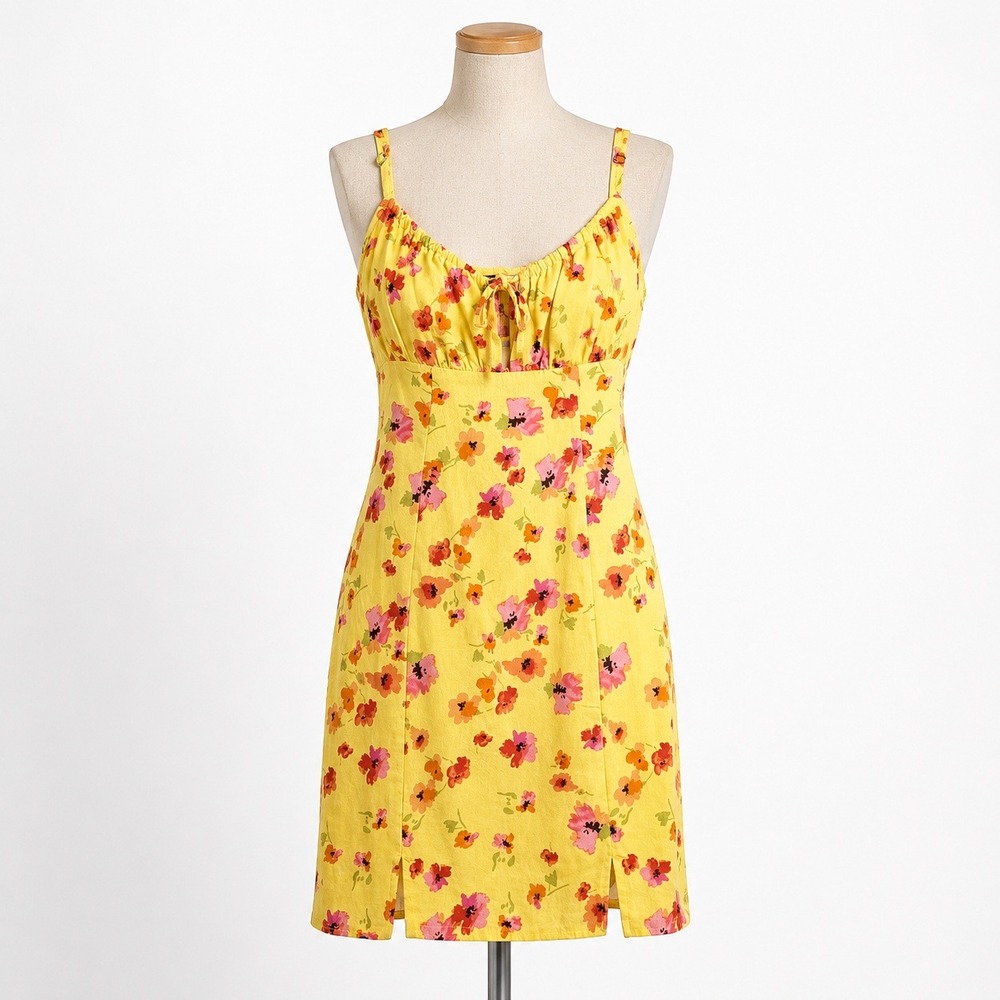 Floral Linen Babydoll Mini Sun Dress Sz M Yellow Smocked Coquette Preppy Travel